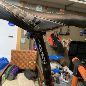 2004 Sofa King Sofa King steel Orange