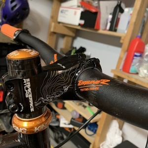 2004 Sofa King Sofa King steel Orange