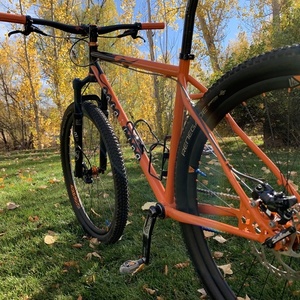 2004 Sofa King Sofa King steel Orange