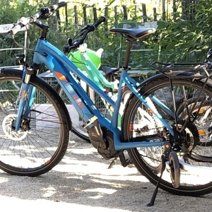 2019 Cube Women‘s Trekking E-bike Blue