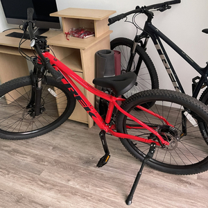 2021 Trek Marlin 6 Red