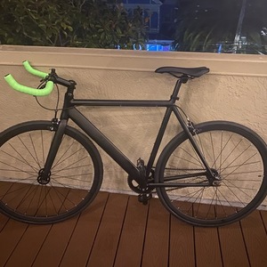 2021 6KU Urban Track Black