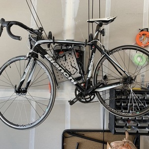2011 Bianchi 2011082R5-2 Black and White
