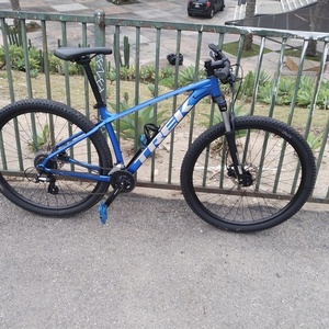 2021 Trek Marlin 6 Blue