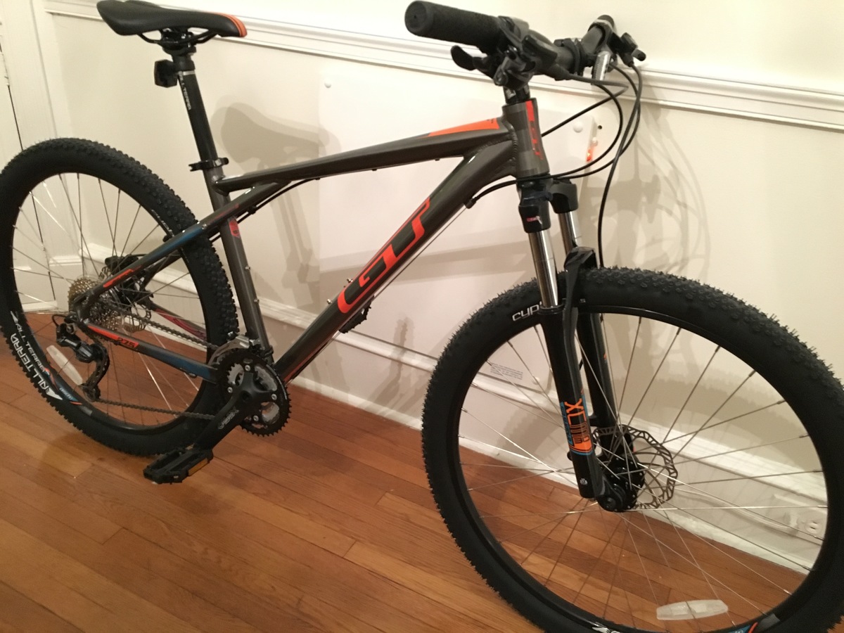 2016 GT Bicycles Avalanche Comp