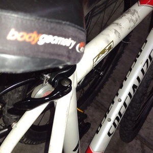 2002 Specialized Hotrock A1 FS 26 White, Red, and Black