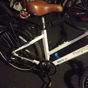 2019 Magnum Bikes Magnum UI6 Metro 48v 26" White