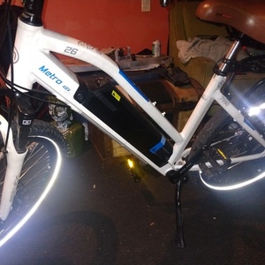 2019 Magnum Bikes Magnum UI6 Metro 48v 26" White