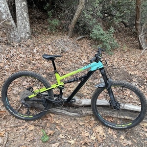 2021 Polygon Sisku T7 Blue, Black, and Green