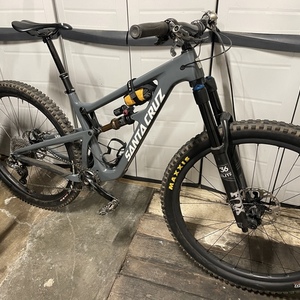 2018 Santa Cruz Hightower LT Silver, gray or bare metal