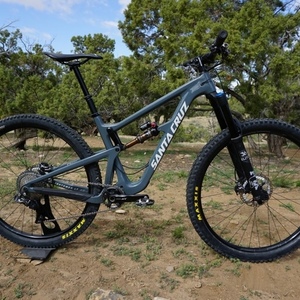 2018 Santa Cruz Hightower LT Silver, gray or bare metal