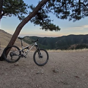 2021 Commencal Bikes Meta TR Silver, gray or bare metal