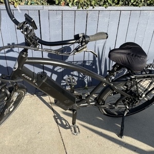 E-Lux Malibu GT Black