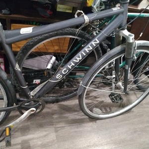 Schwinn City 7 Errand Black