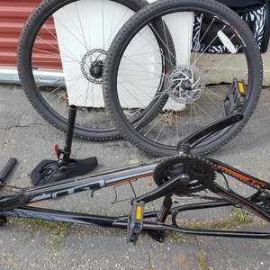 2015 GT Bicycles Agressor Black