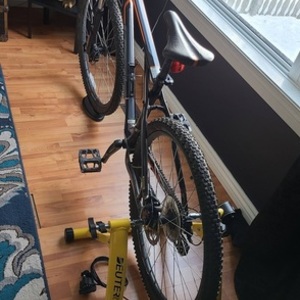 2015 GT Bicycles Agressor Black