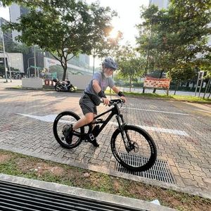 2022 Canyon bicycles Spectral Black
