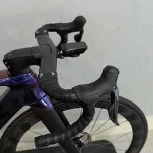 2020 Trek Madone Blue