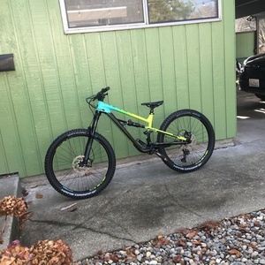 2021 Polygon Siskui T7 Teal, Green, and Black
