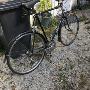 1984 Raleigh Capris Black and Silver, gray or bare metal