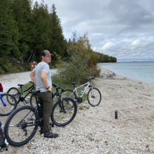 2021 Specialized Rockhopper Black and White