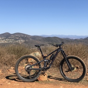 2021 Trek Slash 9.8 XT Silver, gray or bare metal and Red