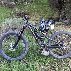 2021 Trek Slash 9.8 XT Silver, gray or bare metal and Red