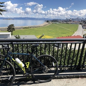 2020 Kona Rove Green and Yellow or Gold