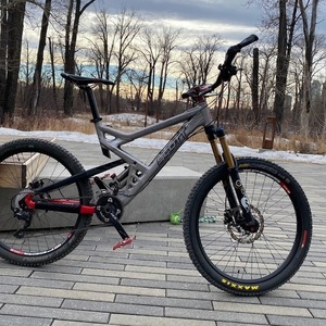 SCOTT Ransom Silver, gray or bare metal