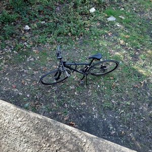 2019 Specialized CrossTrail Hydraulic Disc (Medium size) Black and Silver, gray or bare metal