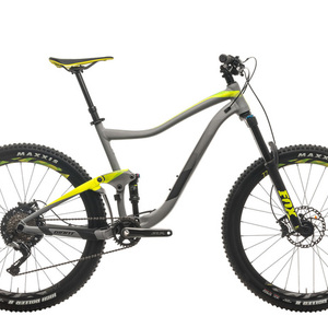 2018 Giant Trance 2 Silver, gray or bare metal