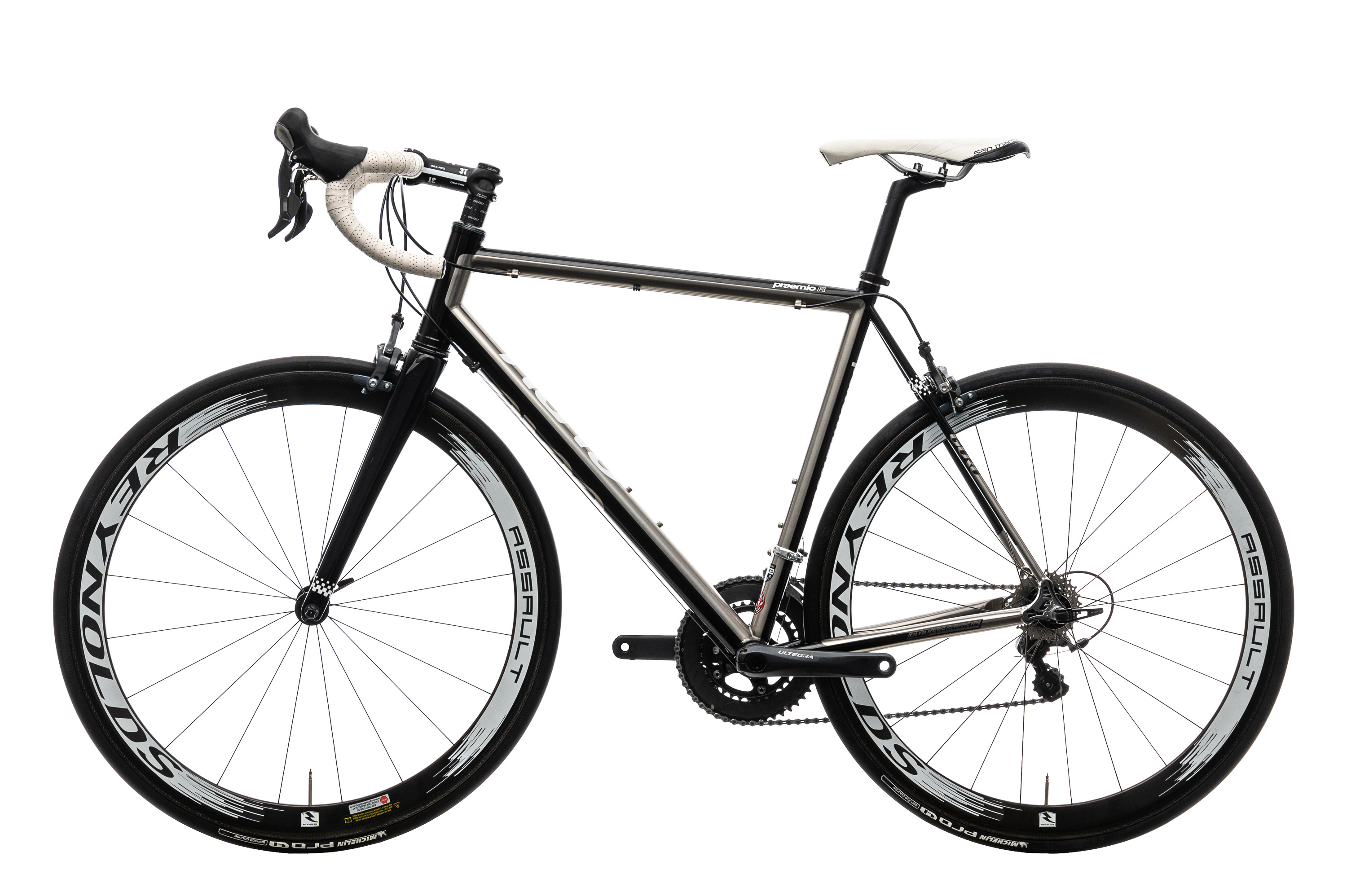 2013 Guru Praemio R Titanium