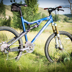 2010 CHUMBA Racing VF2 Blue