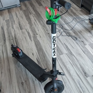 2021 GOTRAX G4 e-scooter Black