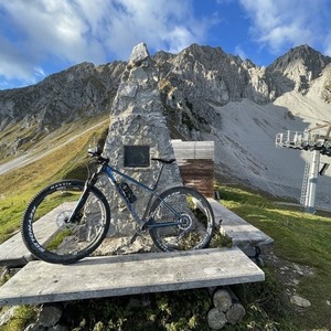 2018 Canyon bicycles Exceed CF Black and Blue