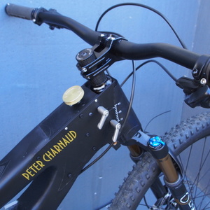 2018 peter charnaud carbon fibre vari angle Black