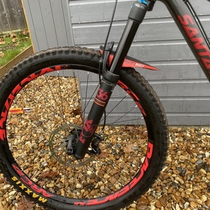 2018 Santa Cruz Bronson Black
