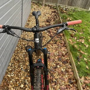 2018 Santa Cruz Bronson Black