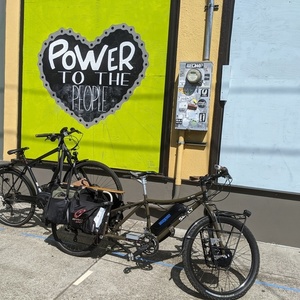 2008 Surly Big Dummy cargo bike (rear storage) Green