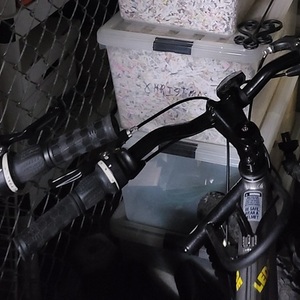 2012 Mongoose Ledge 3.1 Mountain Bike Silver, gray or bare metal