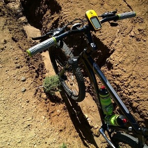 2011 Trek 3700 Black and Green