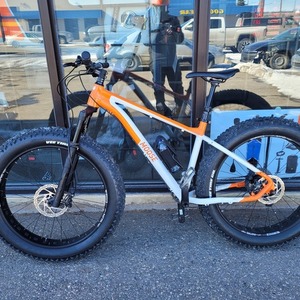 Moose Fat bike Orange