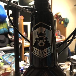 2022 Otso Waheela C Black, White, and Purple