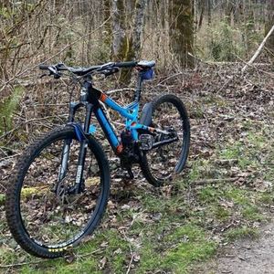 2014 Cannondale Trigger 29 4 Black, Blue, and Orange