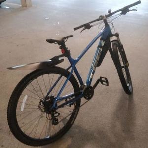 2021 Trek Marlin 6 Blue