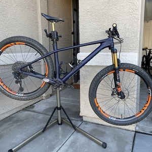 2019 Specialized Fuse Purple