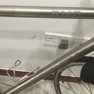 Lynskey R140 Silver, gray or bare metal