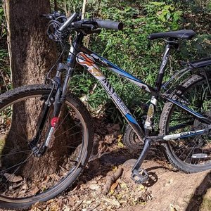 Giant Revel 3 Black and Blue