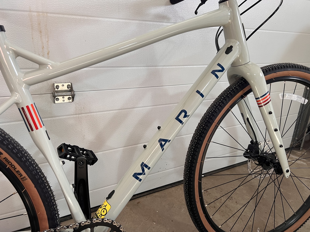 2022-marin-bikes-dsx1