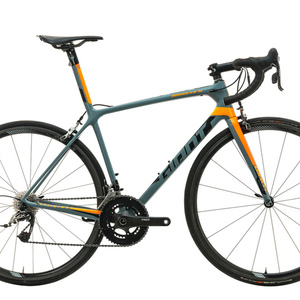 2018 Giant TCR Advanced SL 2 KOM Silver, gray or bare metal